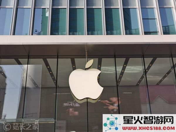 苹果公司的AI创新浪潮: 库克新任首席的变革之路,Siri能否获得重生与突破?