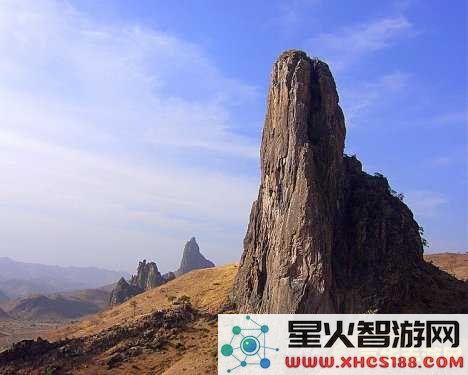 探索原神岩中幽谷上方的神秘石柱,揭开隐藏的秘密与奇遇