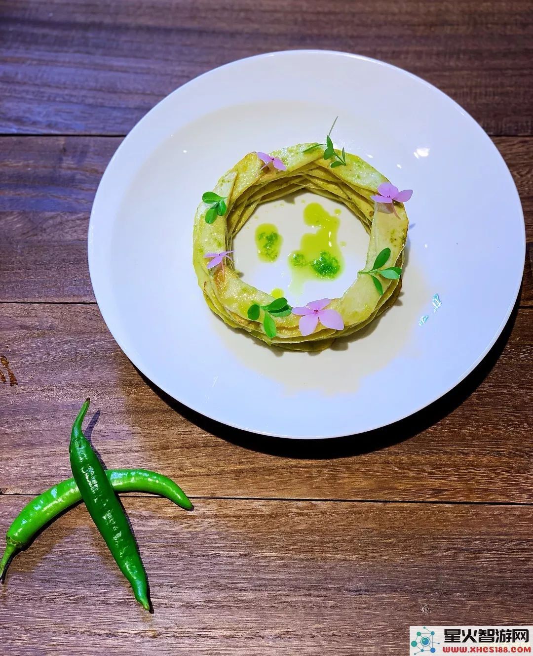 在原神中制作鱼食所需的材料到底是什么?探索不同食谱与配方的详细介绍