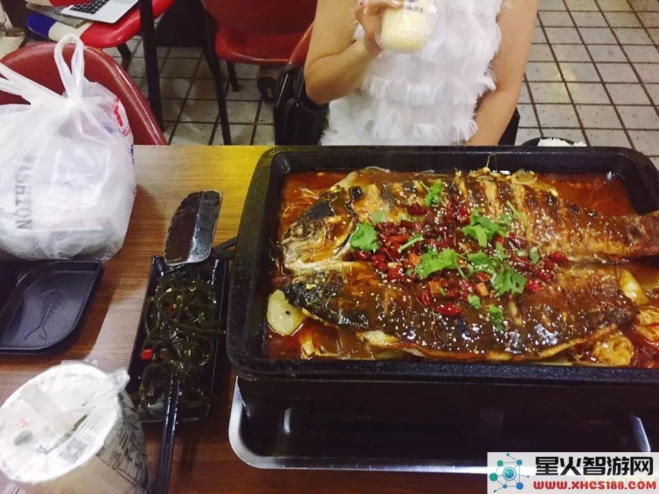 探索原神中的蒙德烤鱼：在美食与冒险中体验独特的风味与乐趣